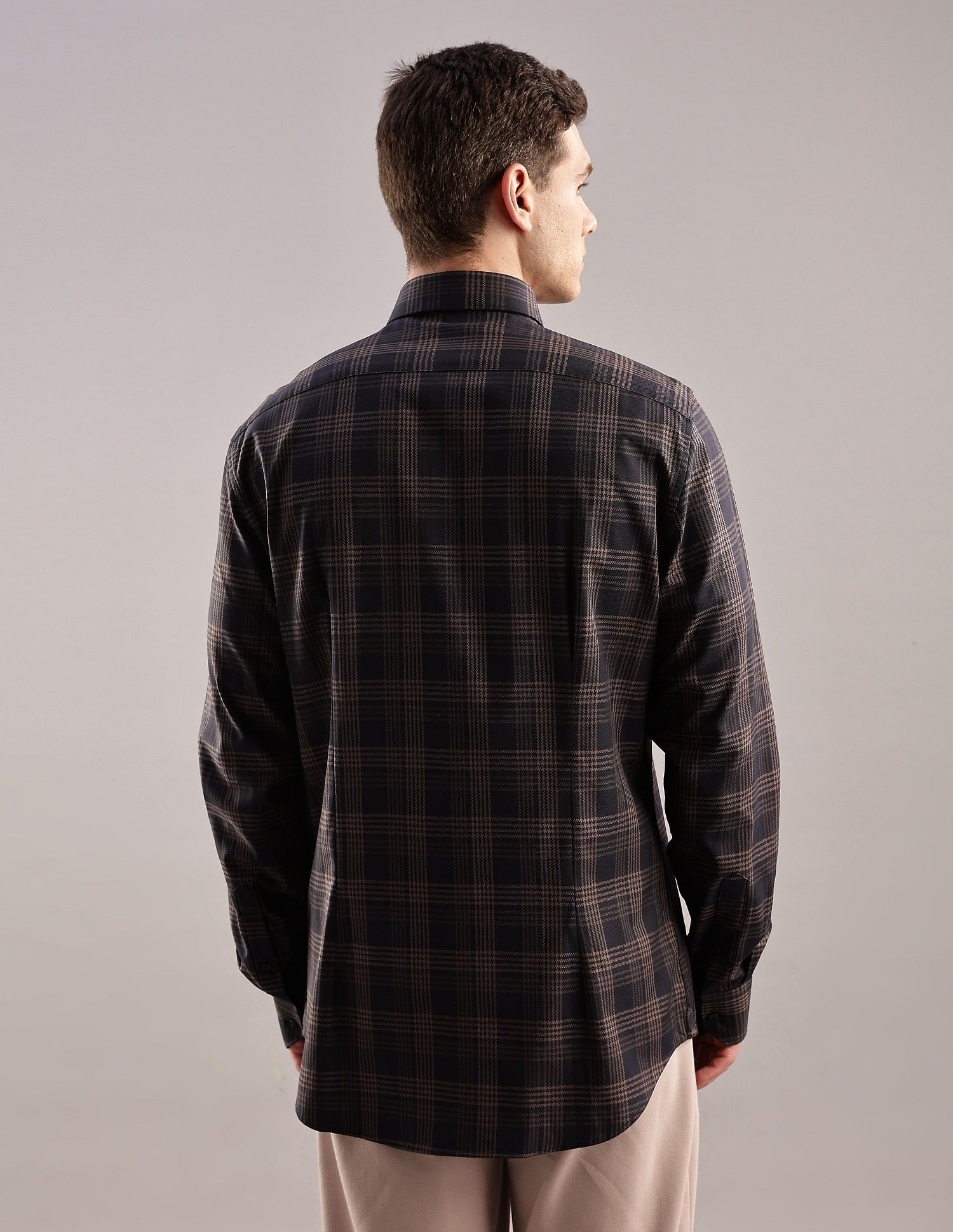 Tommy Hilfiger Checks Slim-Fit Cotton Shirt