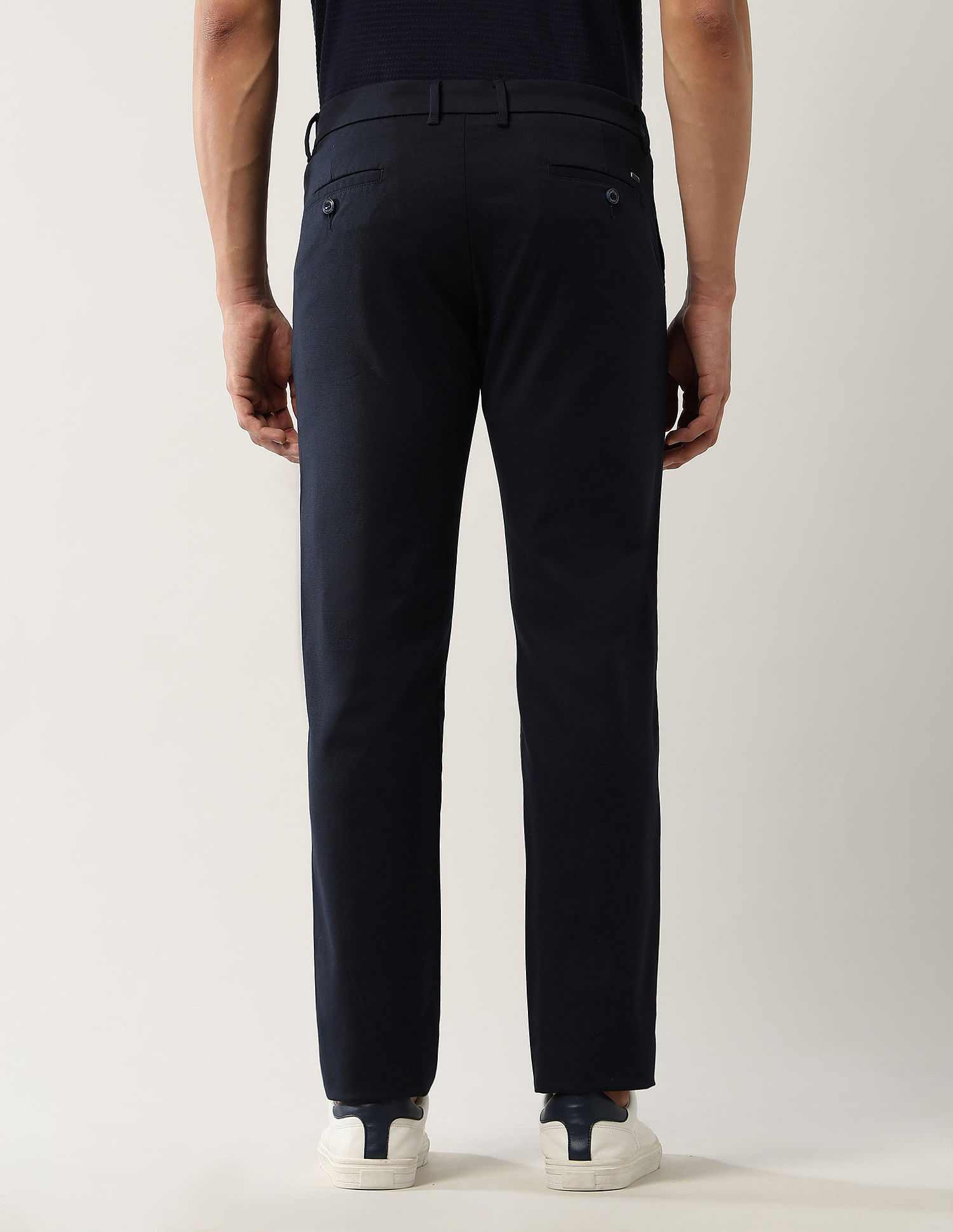 Arrow Sport Dobby Slim Fit Solid Chinos