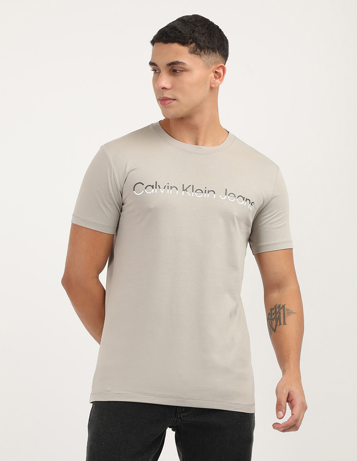 Calvin Klein Mixed Institutional Slim Fit T-Shirt