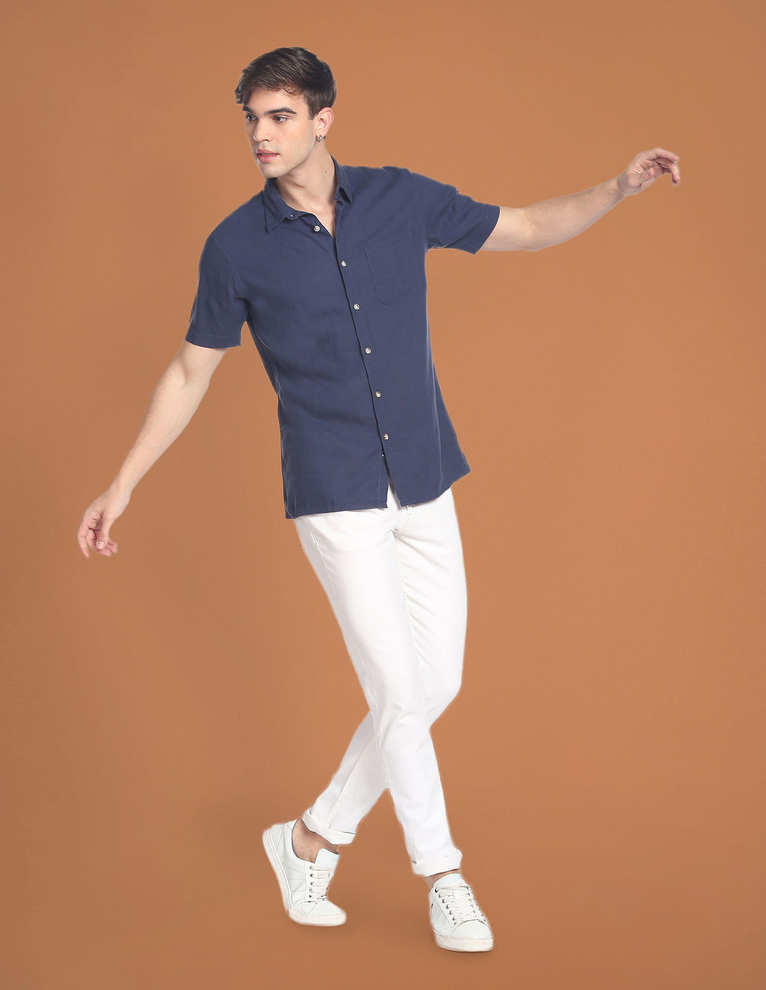 Flying Machine Solid Slim Fit Shirt