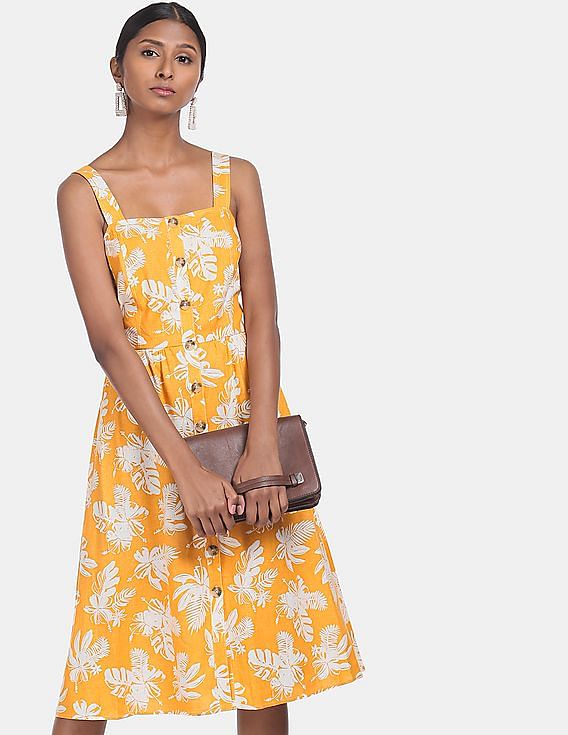 Buy COVER STORY Yellow Floral Printed Puff Sleeves Tiered Pure Cotton Fit &  Flare Midi Dress - Dresses for Women 22840386 | Myntra
