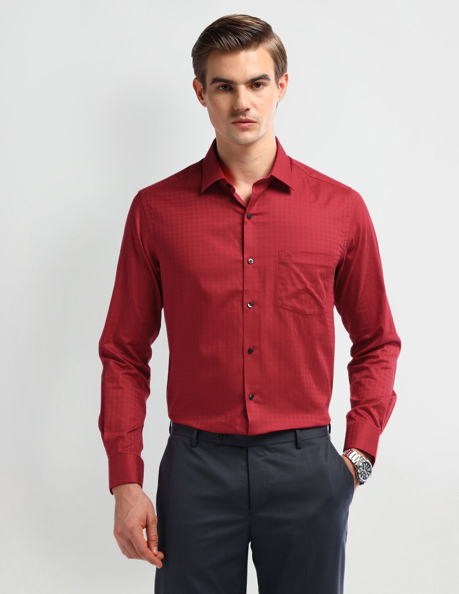 Arrow Cutaway Collar Cotton Shirt