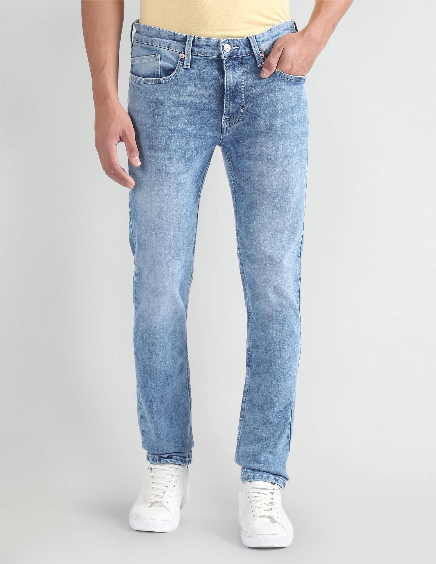 Flying Machine Mid Rise Freddie Slim Straight Fit Jeans