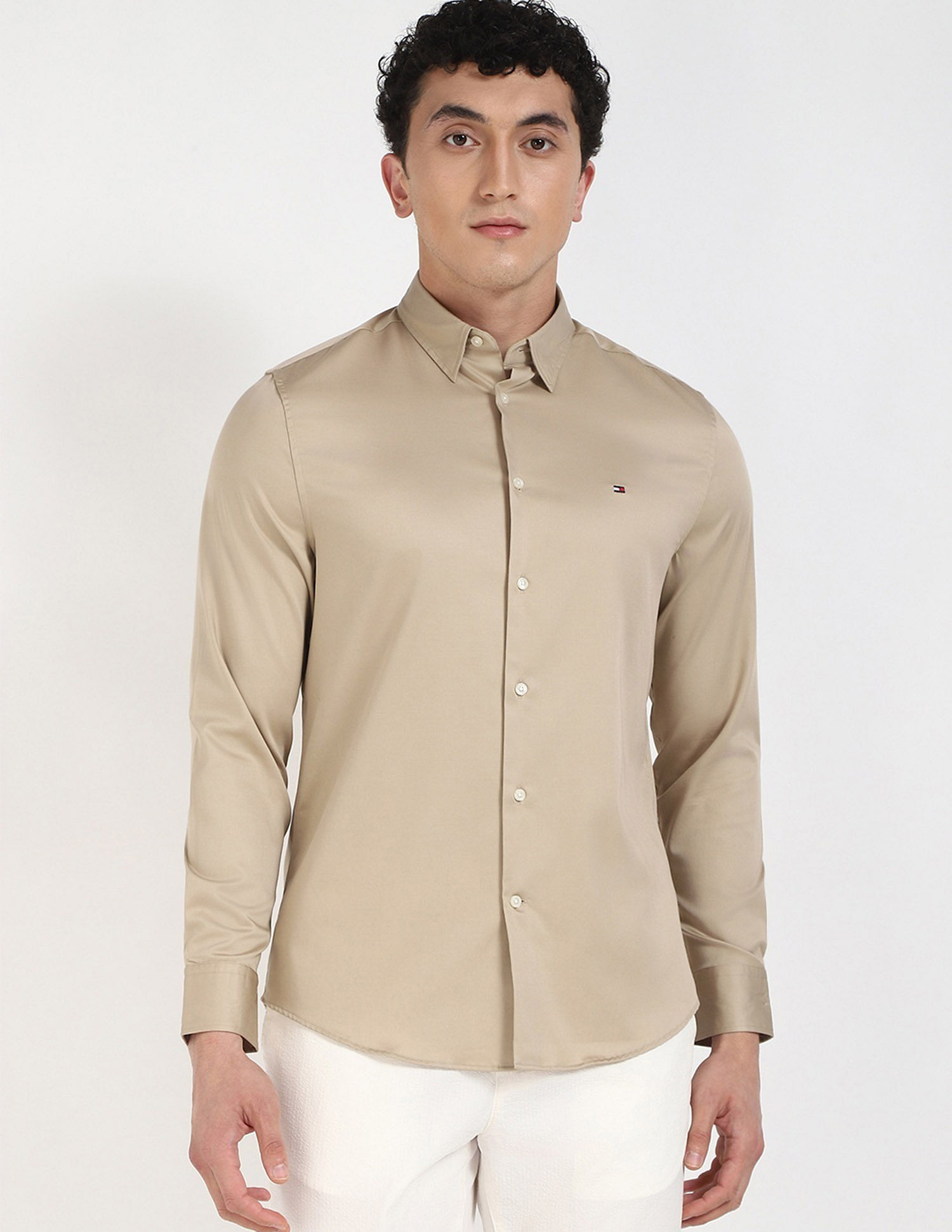 Tommy Hilfiger Solid Regular Fit Plain Woven Shirt