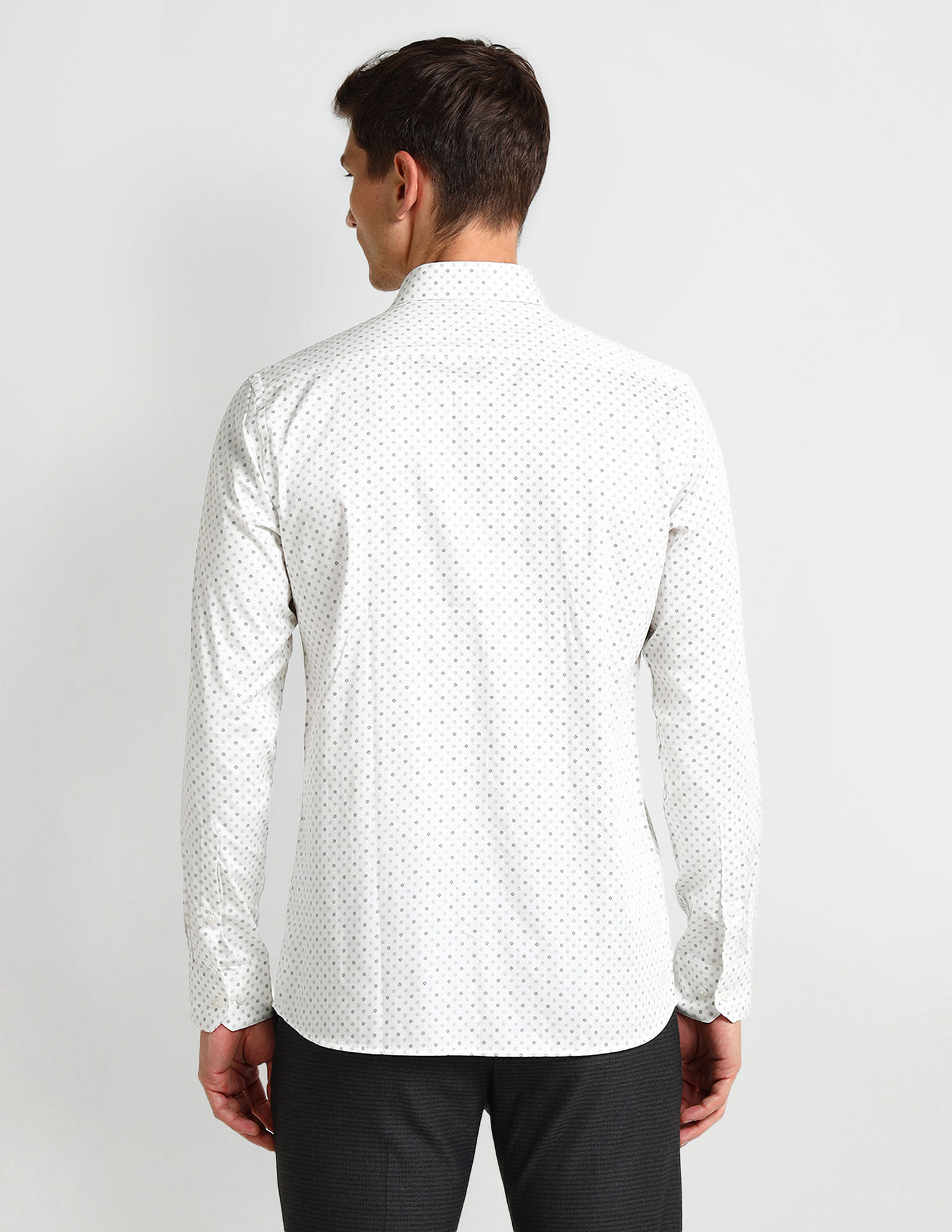 Arrow Manhattan Slim Satin Weave Shirt