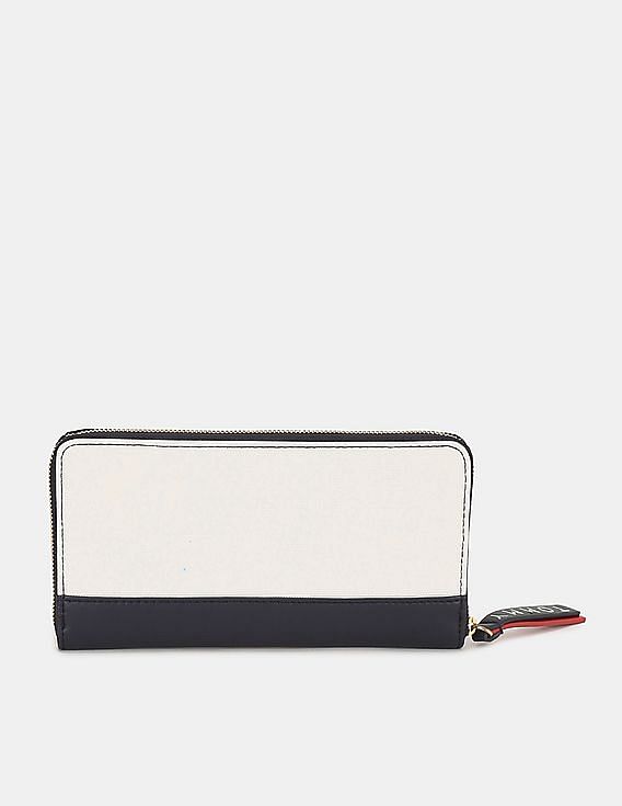 tommy hilfiger canvas wallet