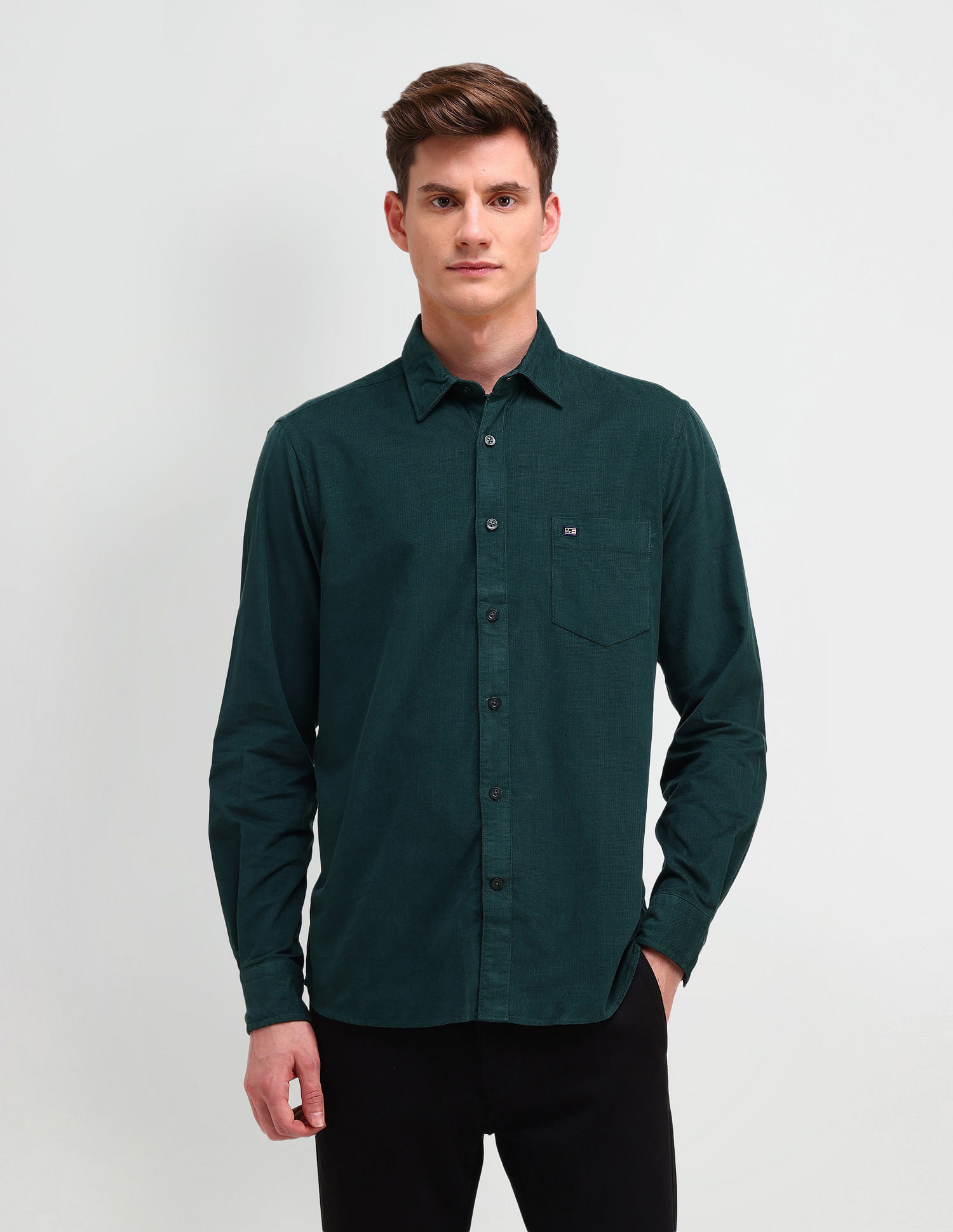 Arrow Sport Lightweight Corduroy Solid Pattern Shirt