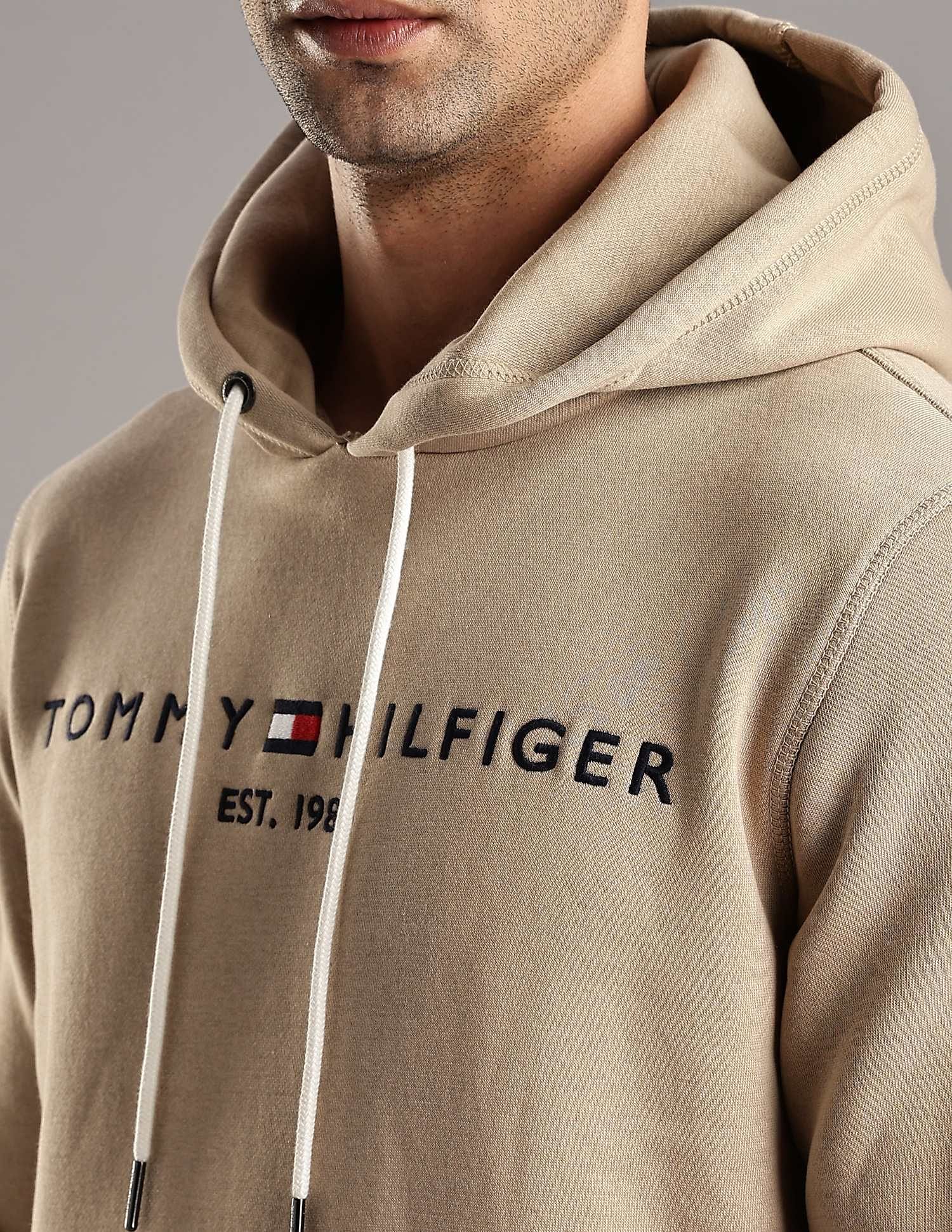 Tommy Hilfiger Embroidered Logo Regular-Fit Cotton Sweatshirt