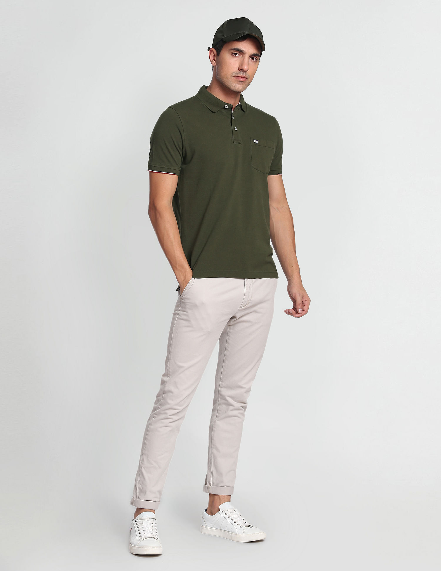 Arrow Sports Compact Cotton Solid Polo Shirt