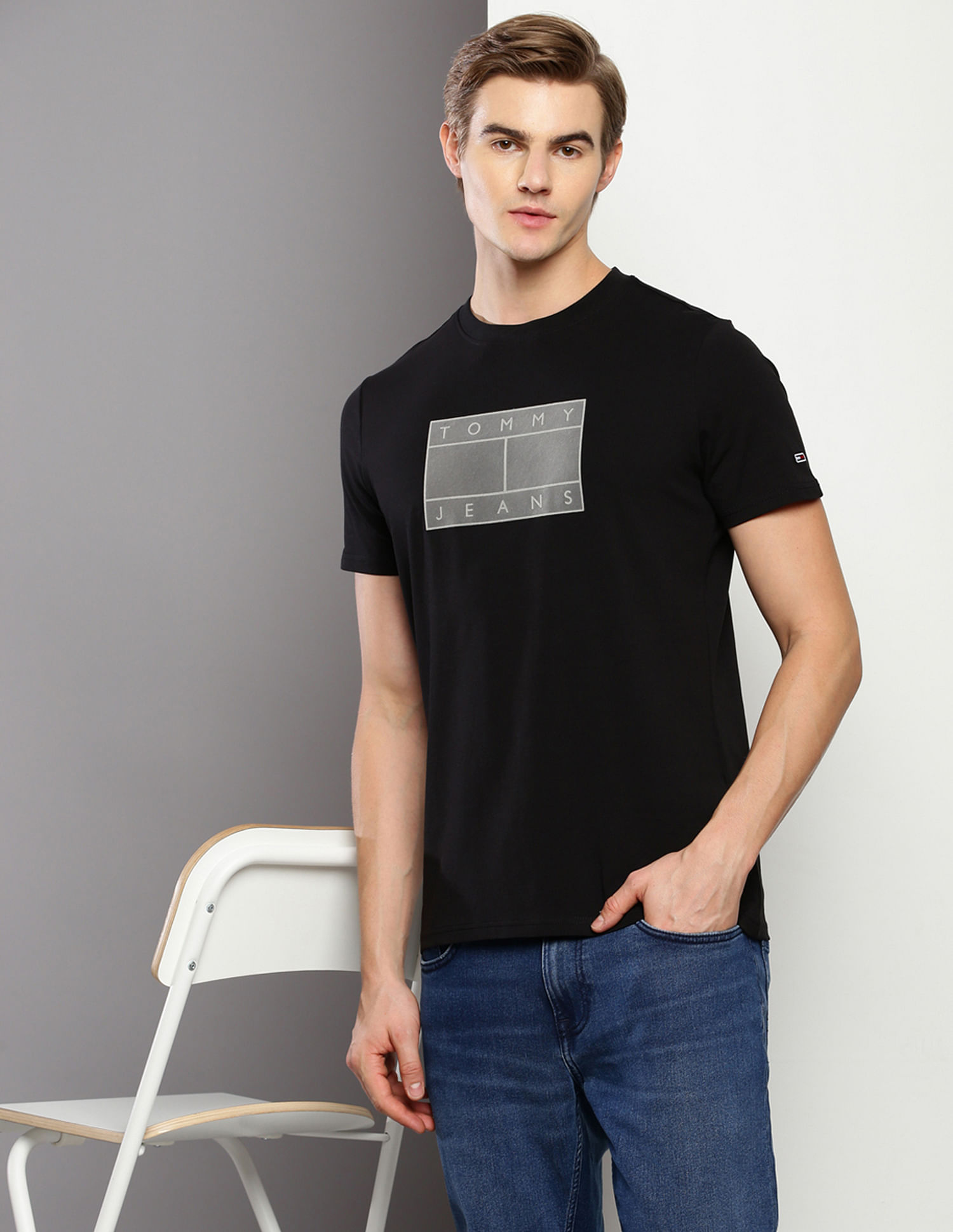 Buy Tommy Hilfiger Sustainable Slim Fit Tonal Flag T-Shirt - NNNOW.com