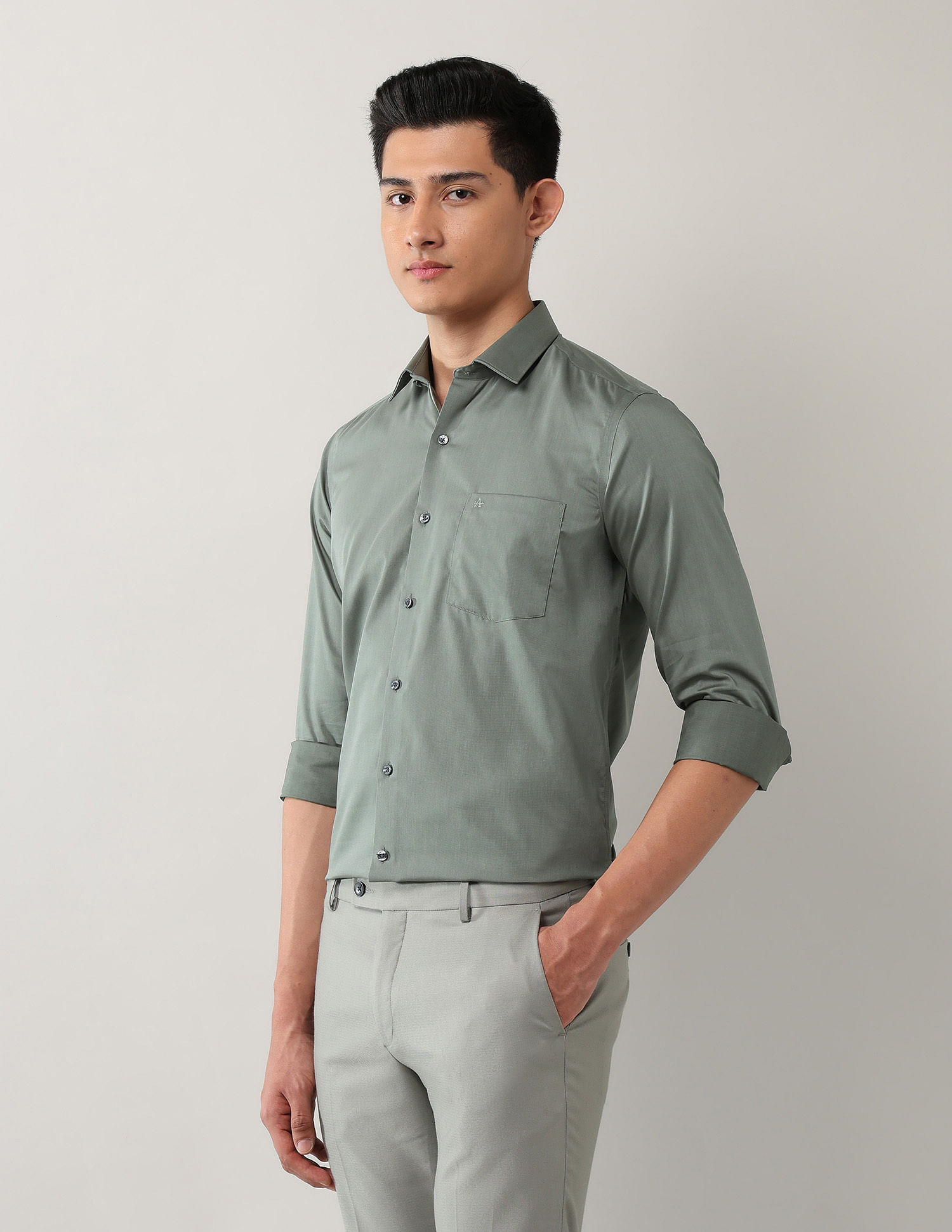 Arrow Manhattan Slim Fit Autopress Shirt