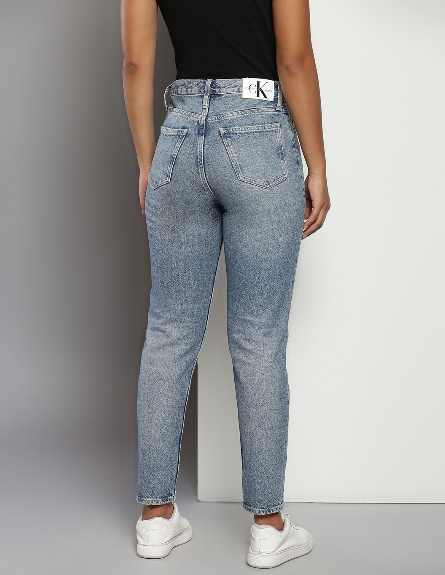 Calvin Klein Recycled Cotton Mom Jeans