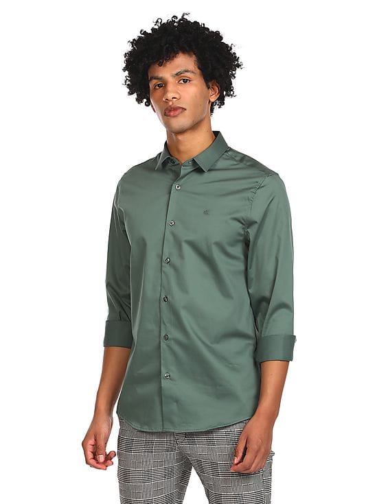 green emerald velvet dress Amazon.com: Calvin Klein Long Sleeve Lightweight Cotton Linen Button Down  Shirt : Clothing, Shoes & Jewelry