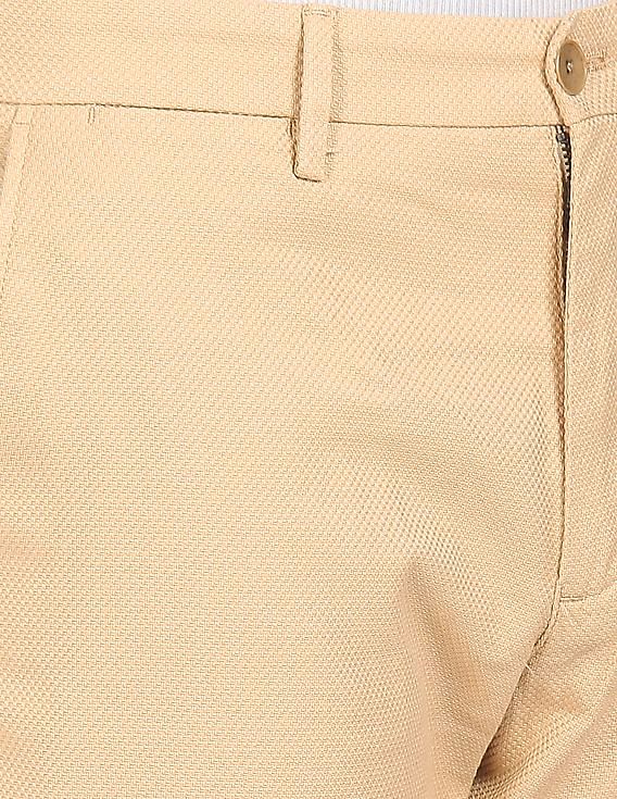 Tommy Hilfiger Men Beige Denton Regular Fit Patterned Casual Trousers
