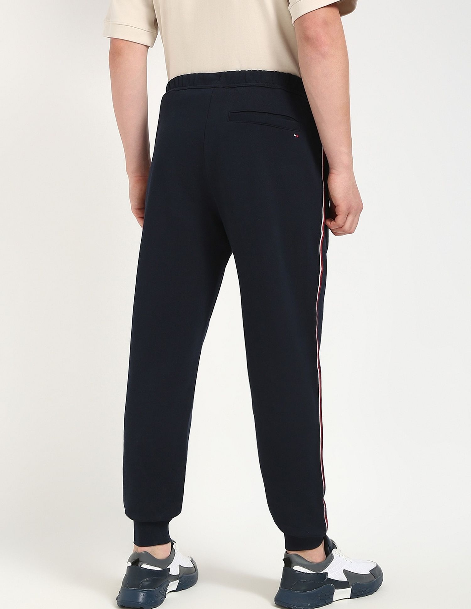Tommy Hilfiger Regular-Fit Solid Mid Rise Jogger