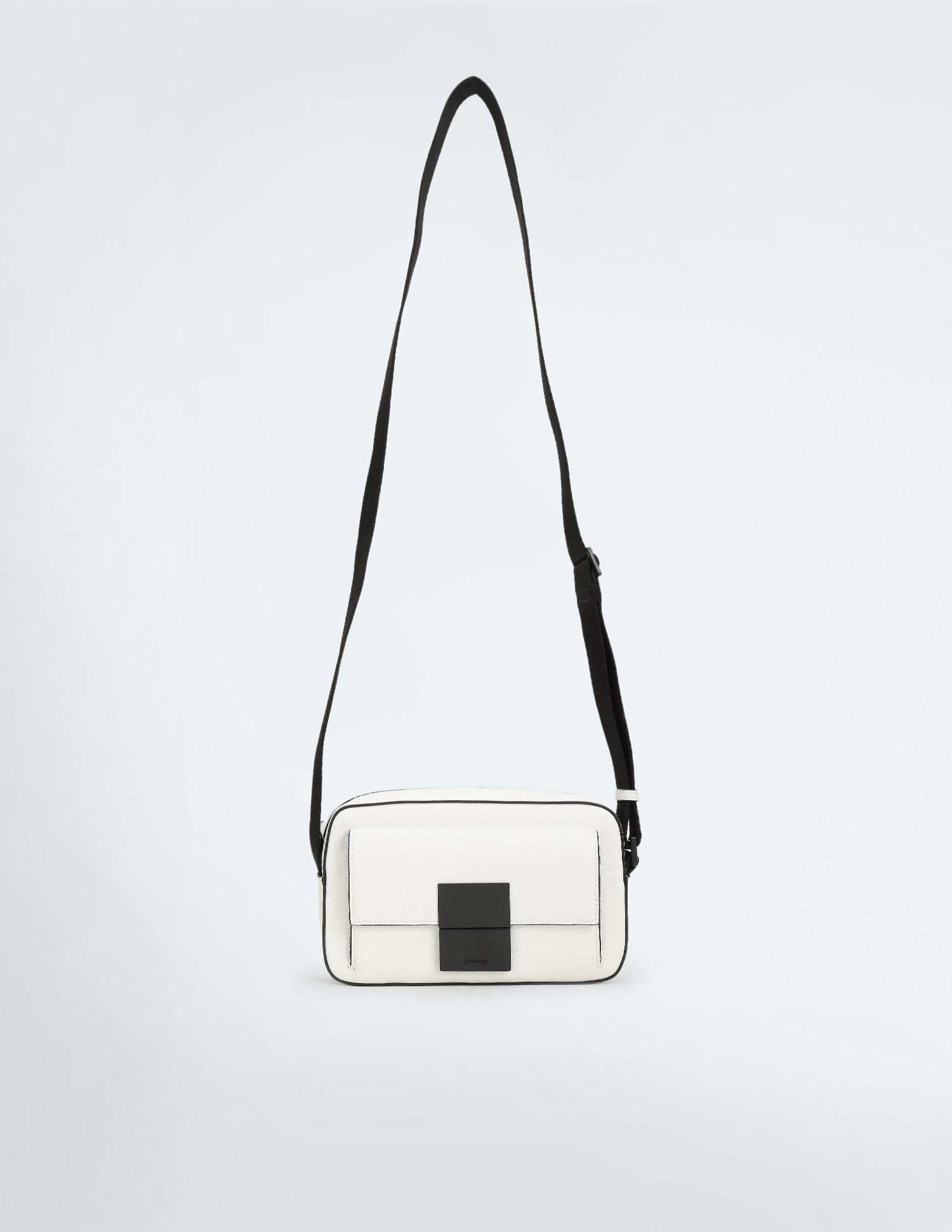 Buy Calvin Klein Jeans Iconic Plaque Camera Bag - NNNOW.com