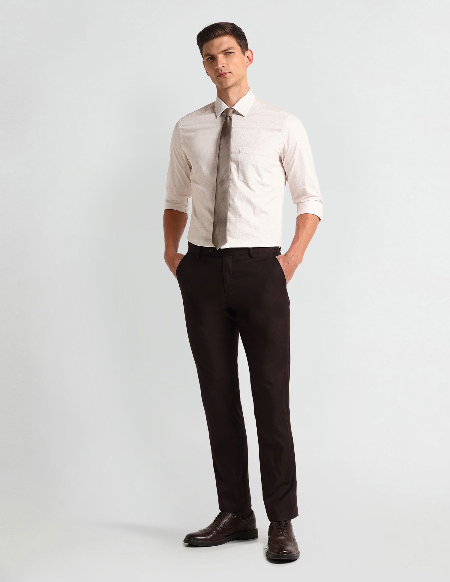 Arrow Manhattan Slim Fit Cotton Shirt