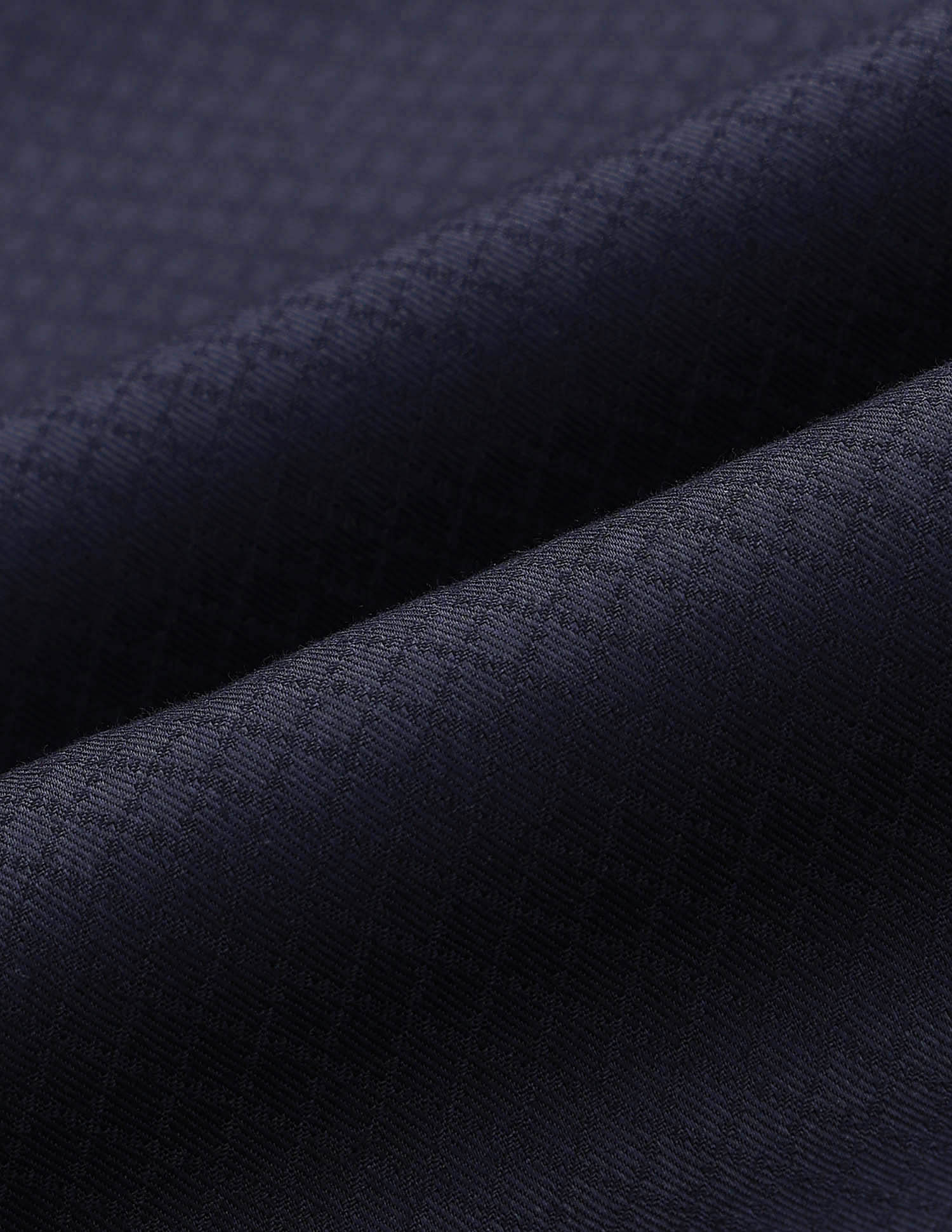 Arrow Manhattan Slim Fit Solid Shirt