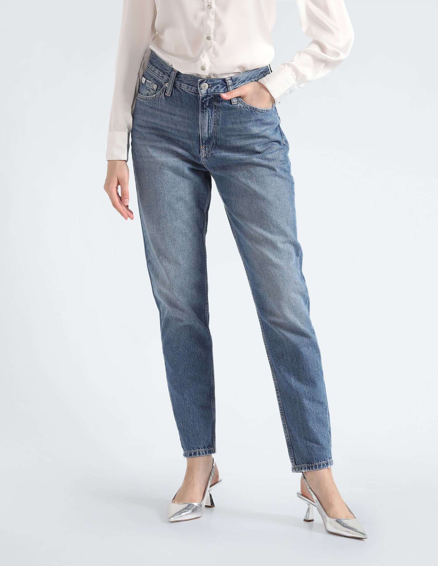Calvin Klein Mid Rise Mom Fit Jeans