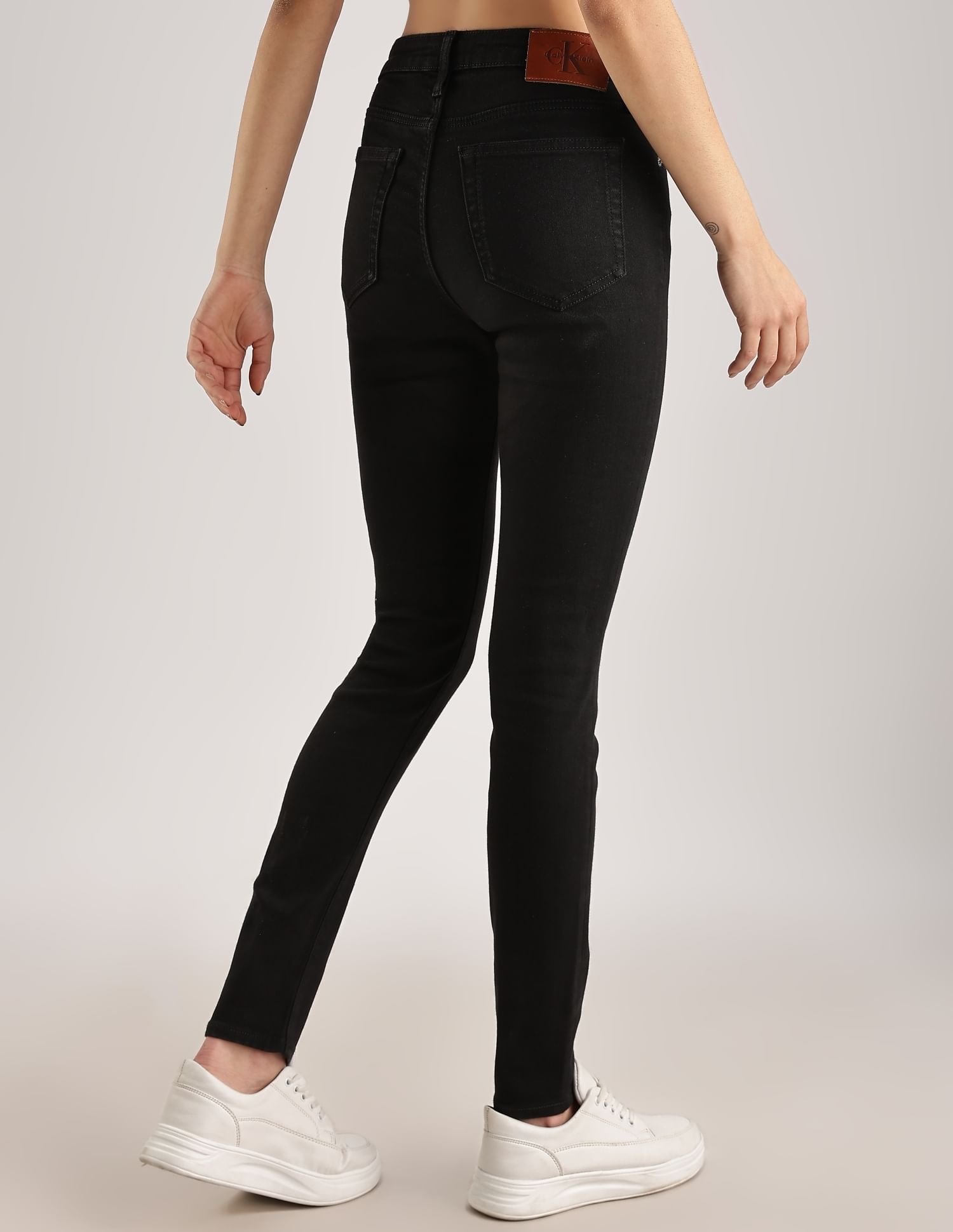 Calvin Klein Cotton Skiiny-Fit Mid Rise Jeans