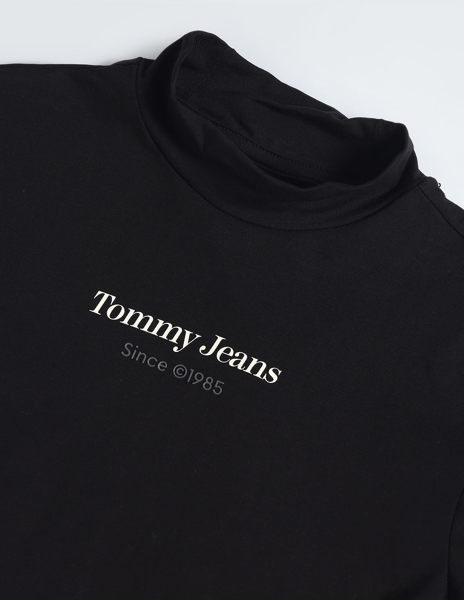 Tommy Hilfiger Cropped Mock Collar Top