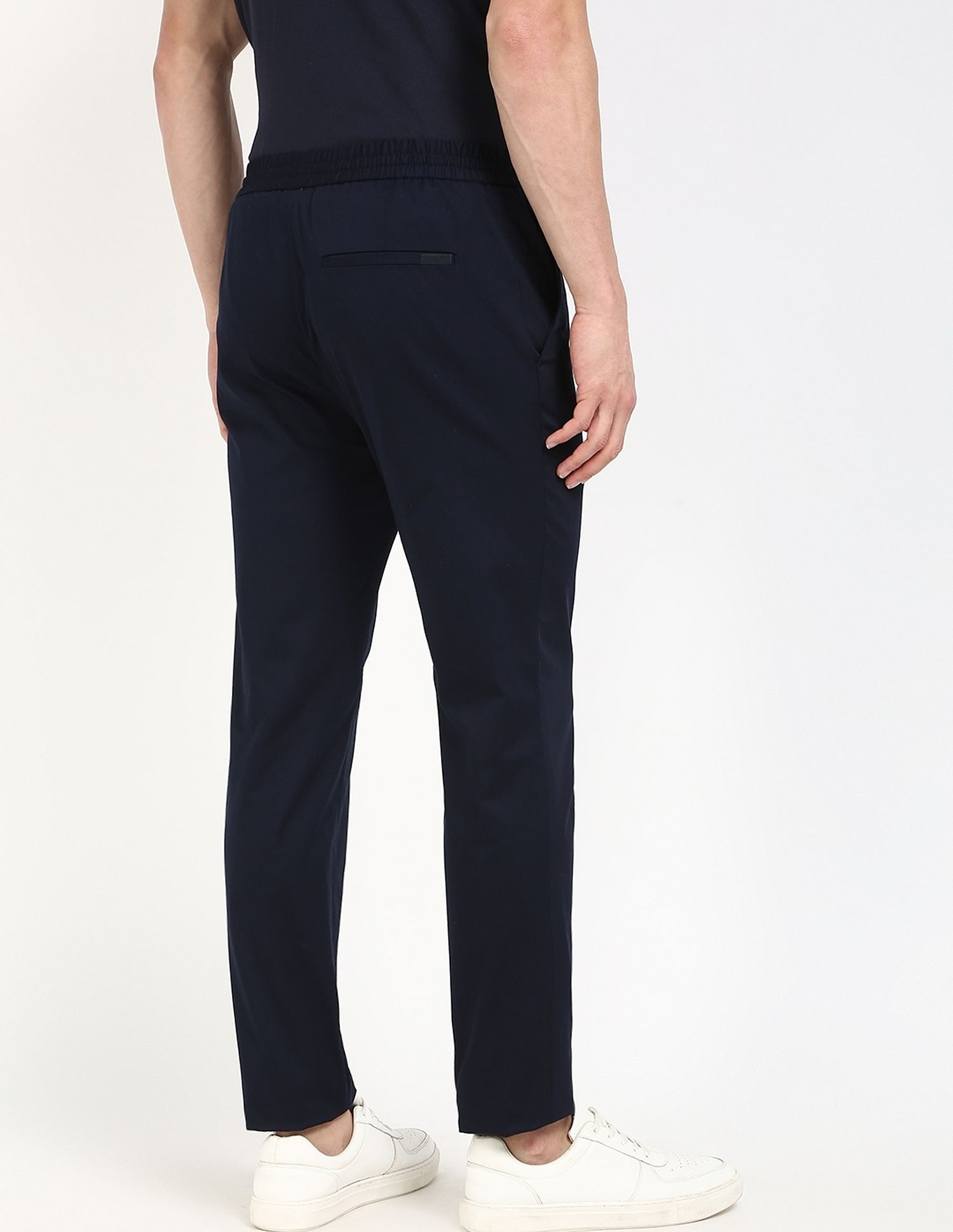 Calvin Klein Jeans Regular-Fit Solid Mid Rise Trouser