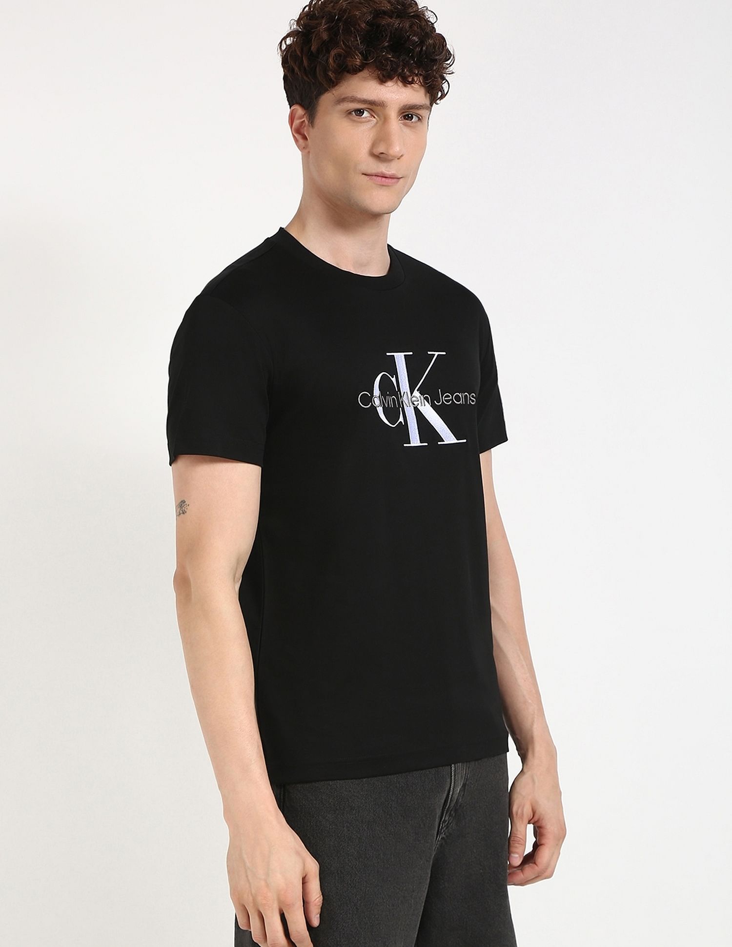 Calvin Klein Jeans Embroidered Logo Regular-Fit Cotton T Shirt