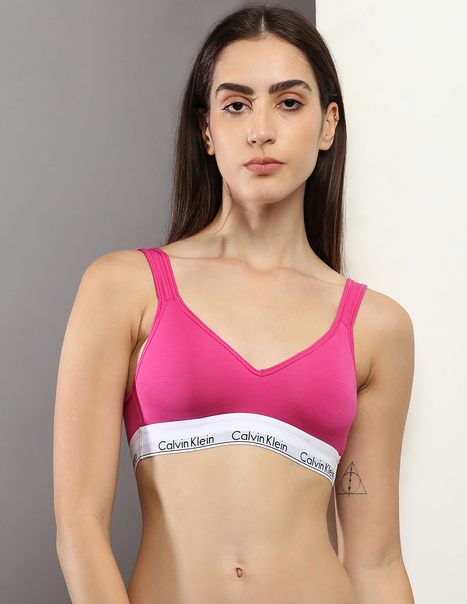 Buy Calvin Klein Underwear Scoop Back Lift Bralette - NNNOW.com