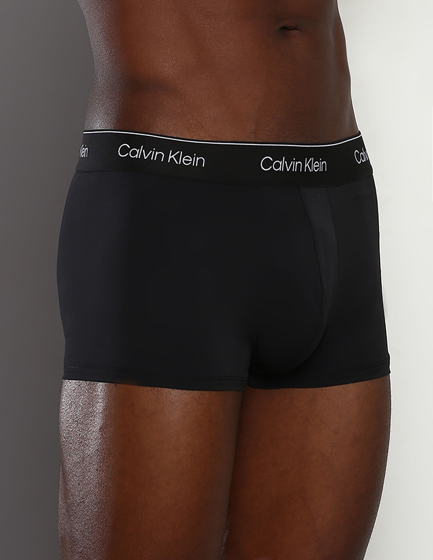 Buy Calvin Klein Underwear Low Rise Solid Trunks NNNOW