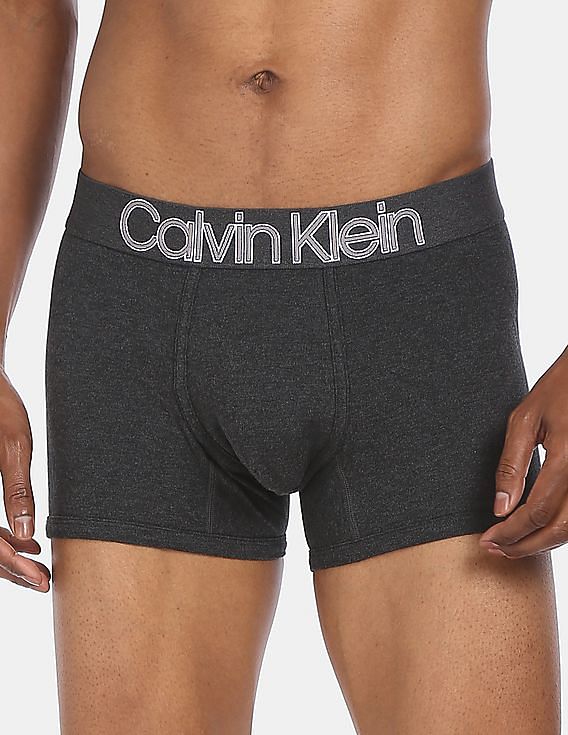 Calvin klein negros new arrivals