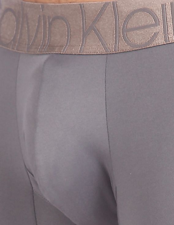 Calvin Klein Underwear Men Grey Elasticized Brand Waist Solid Trunks