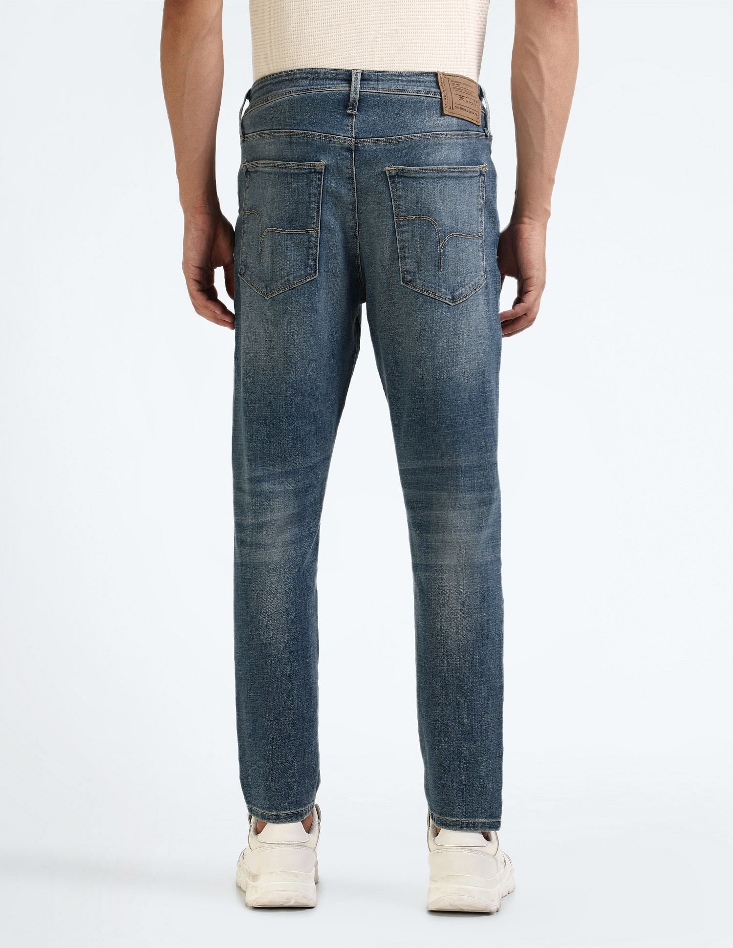 Flying Machine Mankle Relax Tapered Fit Distressed Jeans
