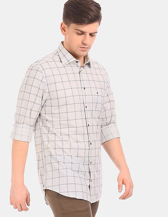 Buy Tommy Hilfiger Men Beige Regular Fit Check Casual Shirt - NNNOW.com