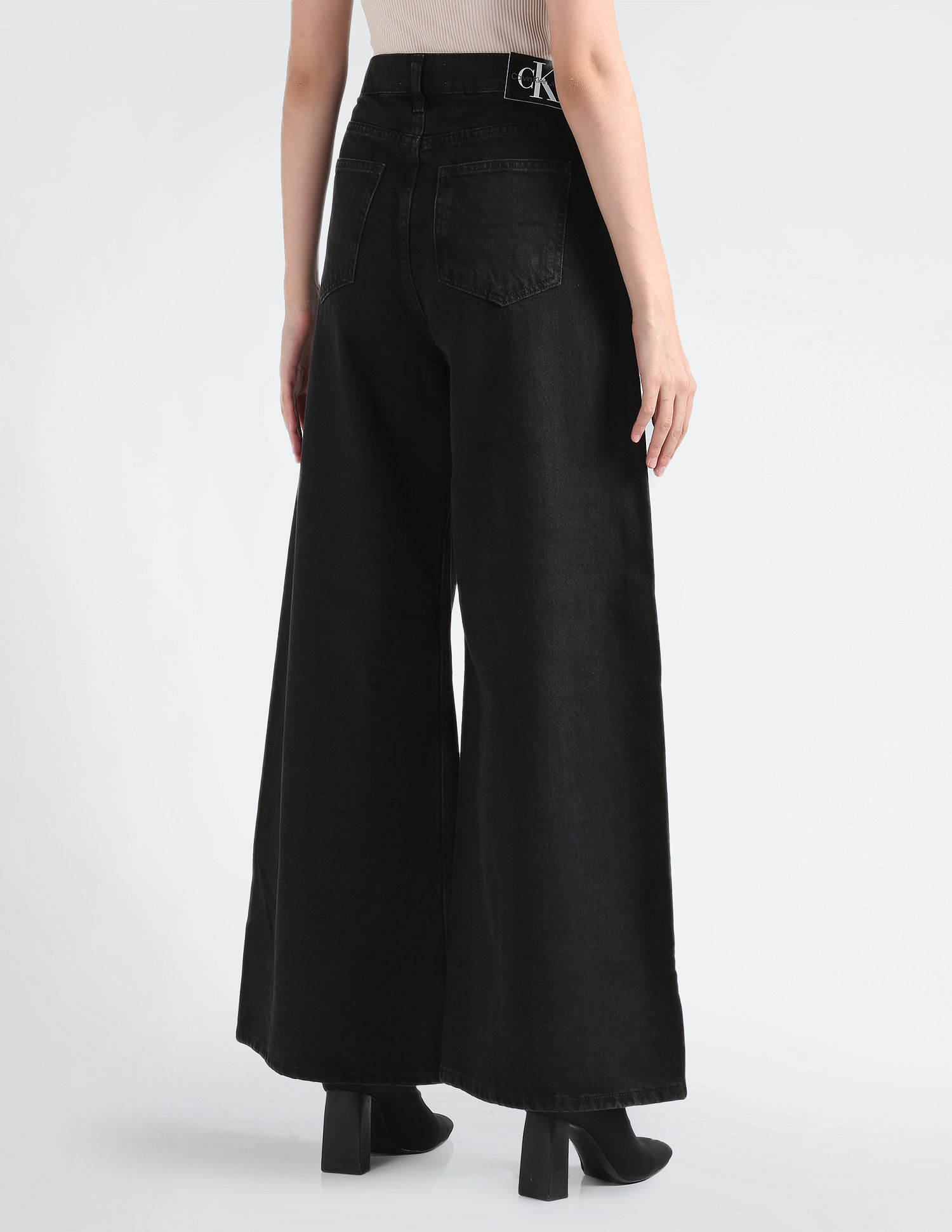 Calvin Klein Jeans Low Rise Loose Fit Jeans