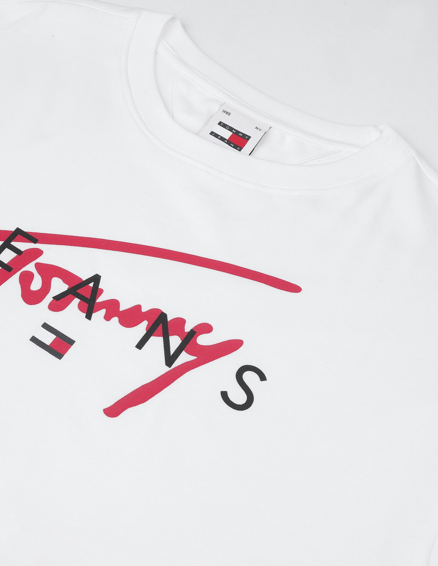 Tommy Hilfiger Graphic Signature Print Twist T-Shirt