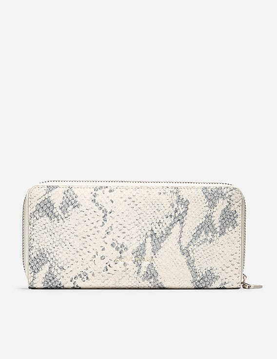 cole haan wallet womens