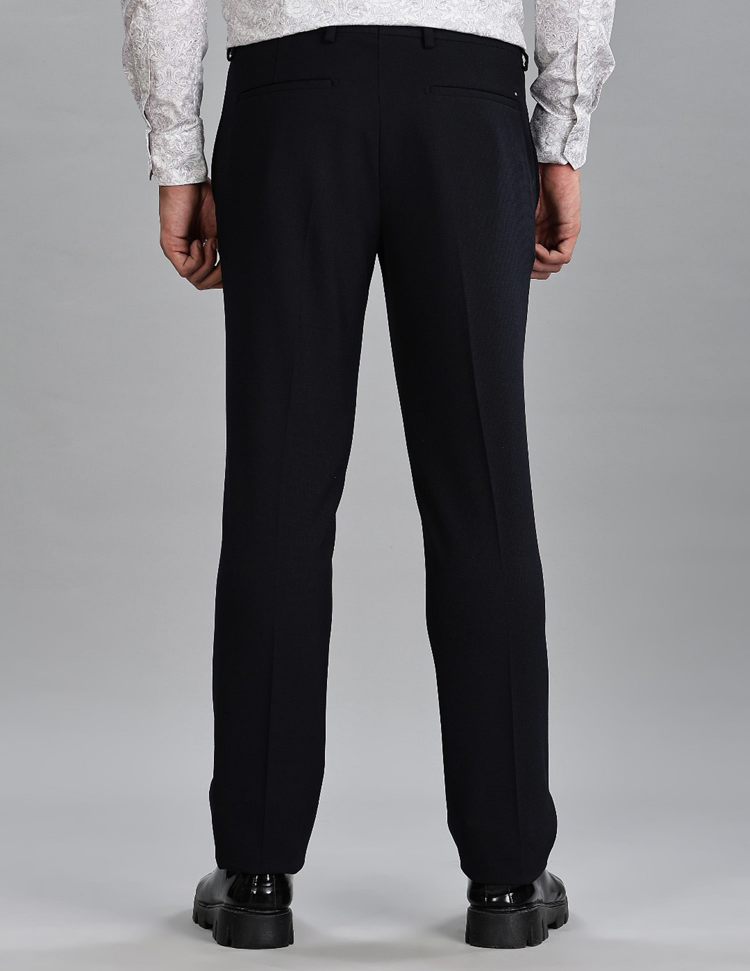 Tommy Hilfiger Regular-Fit Solid Mid Rise Trousers