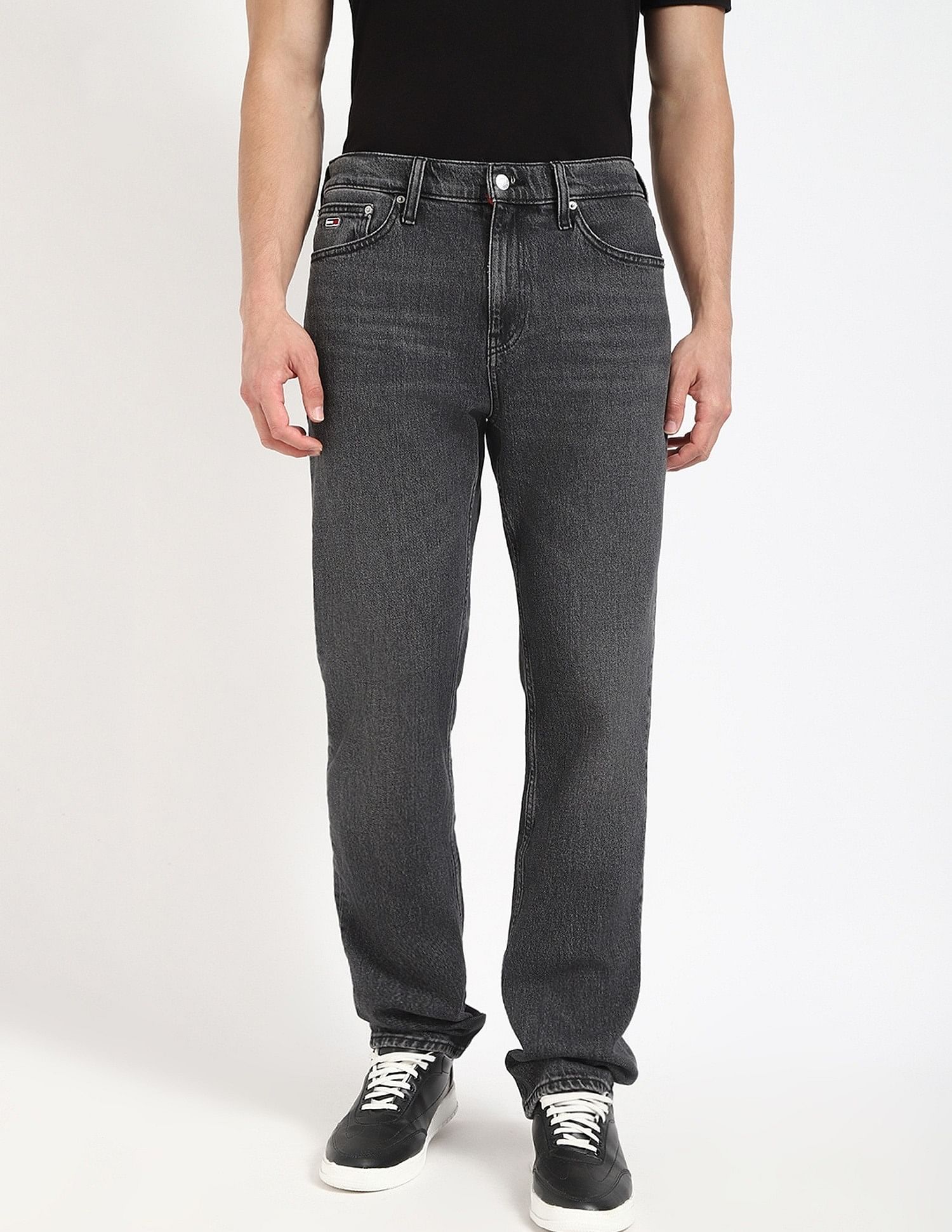 Tommy Hilfiger Light-Wash Slim-Fit Mid Rise Jeans