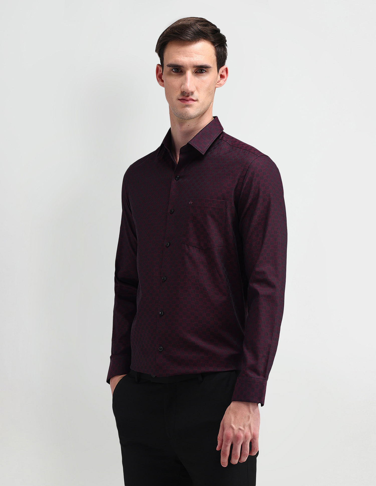 Arrow Manhattan Slim Fit Textured Shirt