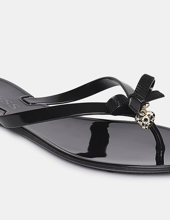 Buy GUESS Women Black Joyae V-Strap Flip Flops