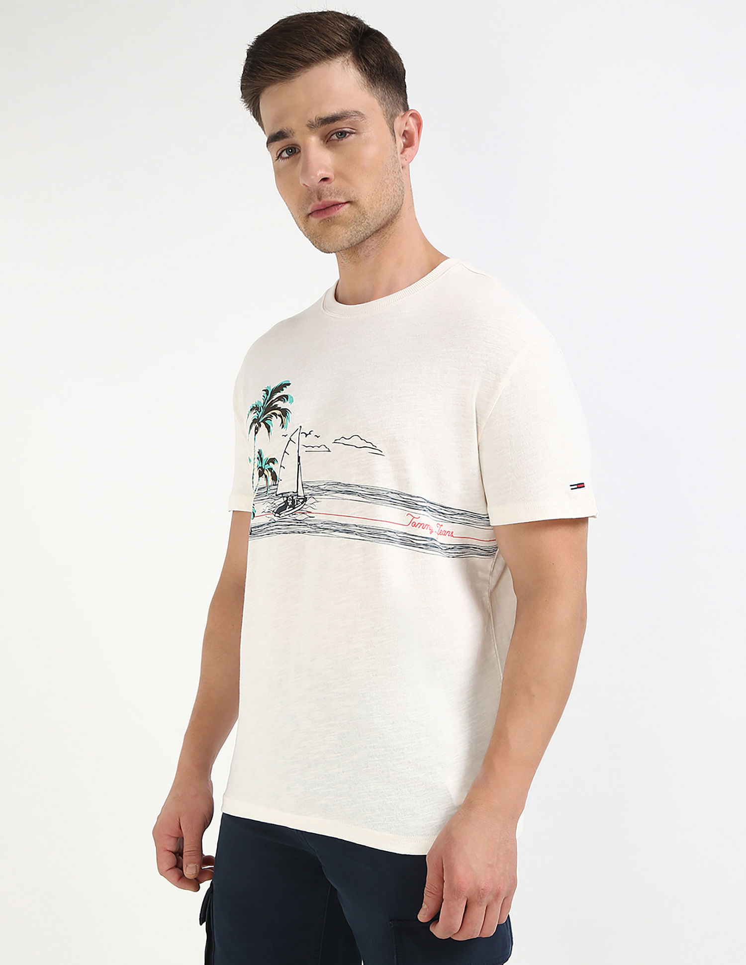 Tommy Hilfiger Graphic Regular-Fit Cotton T-Shirt