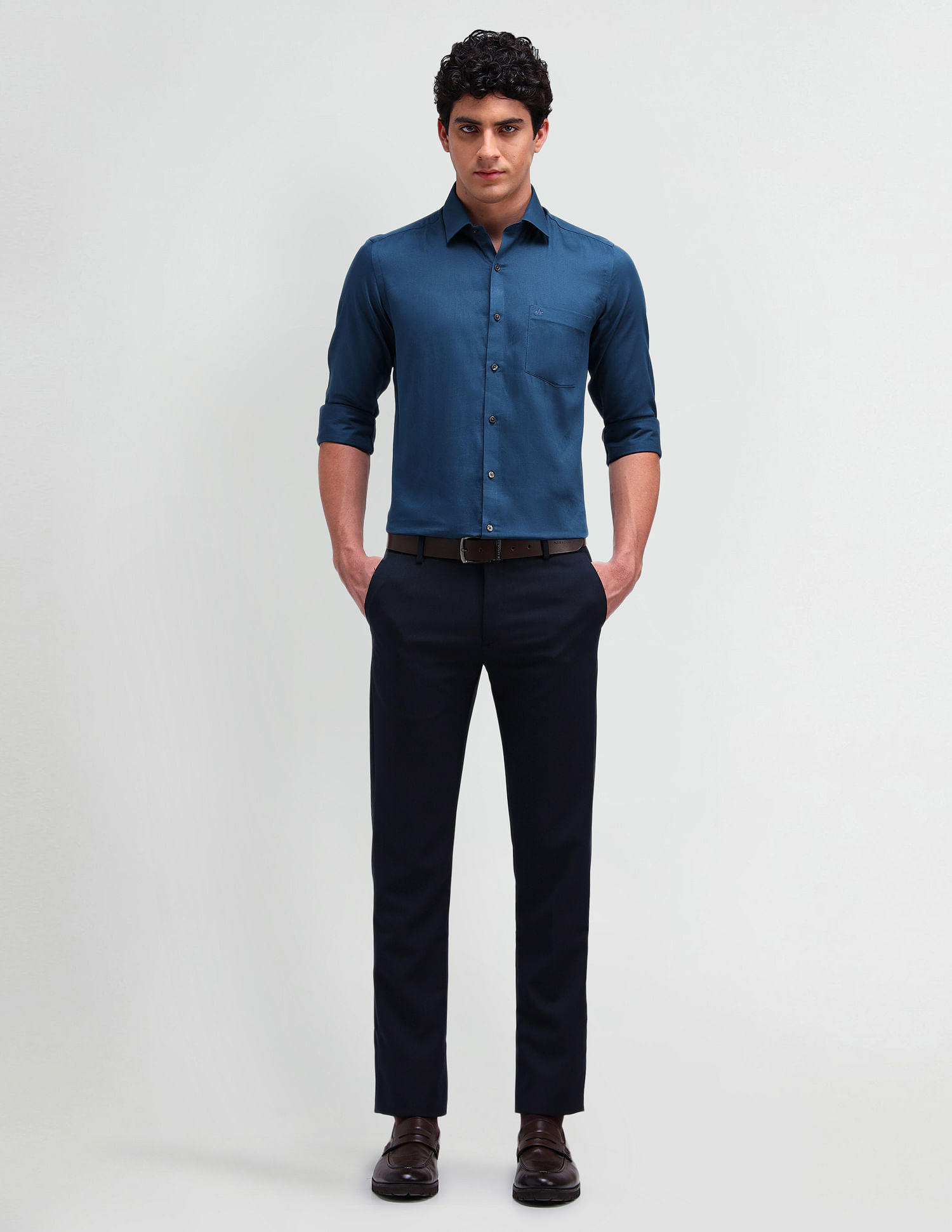 Arrow Manhattan Slim Dobby Shirt