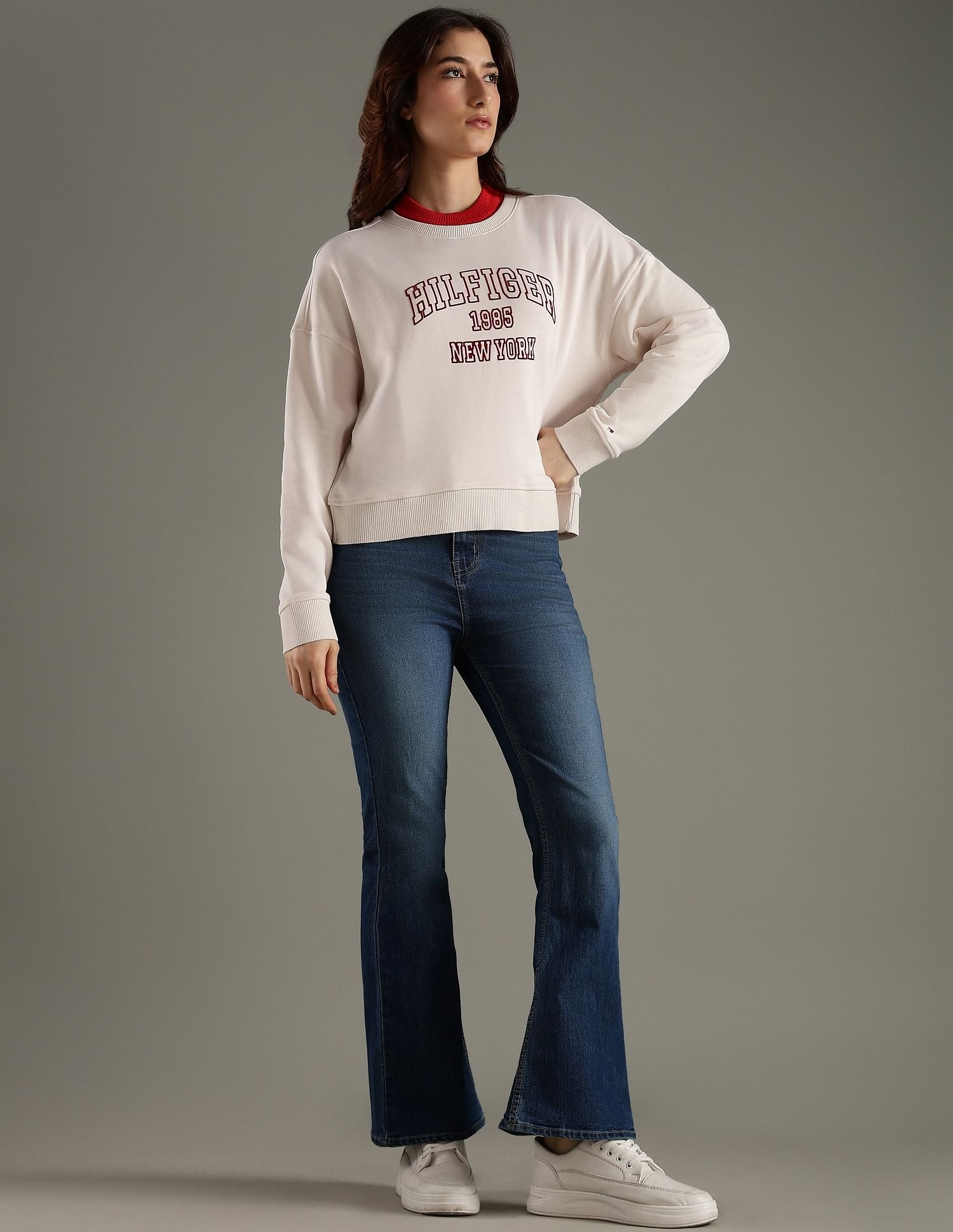 Tommy Hilfiger Regular Fit Cotton Crew Neck Sweatshirt