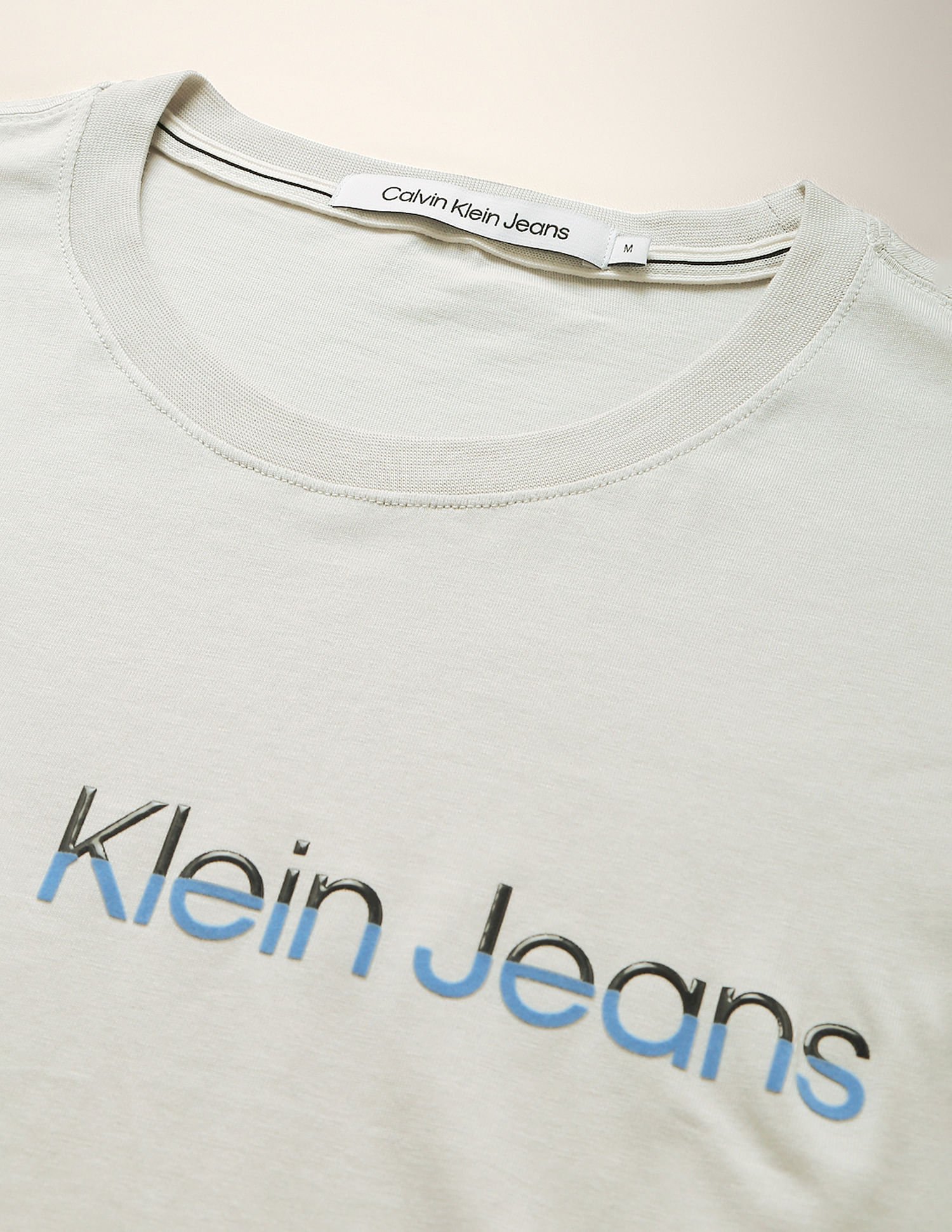 ☆関税込☆ ★Slim Fit Institutional Logo T-Shirt Institutional Logo T-Shirt | Calvin Klein