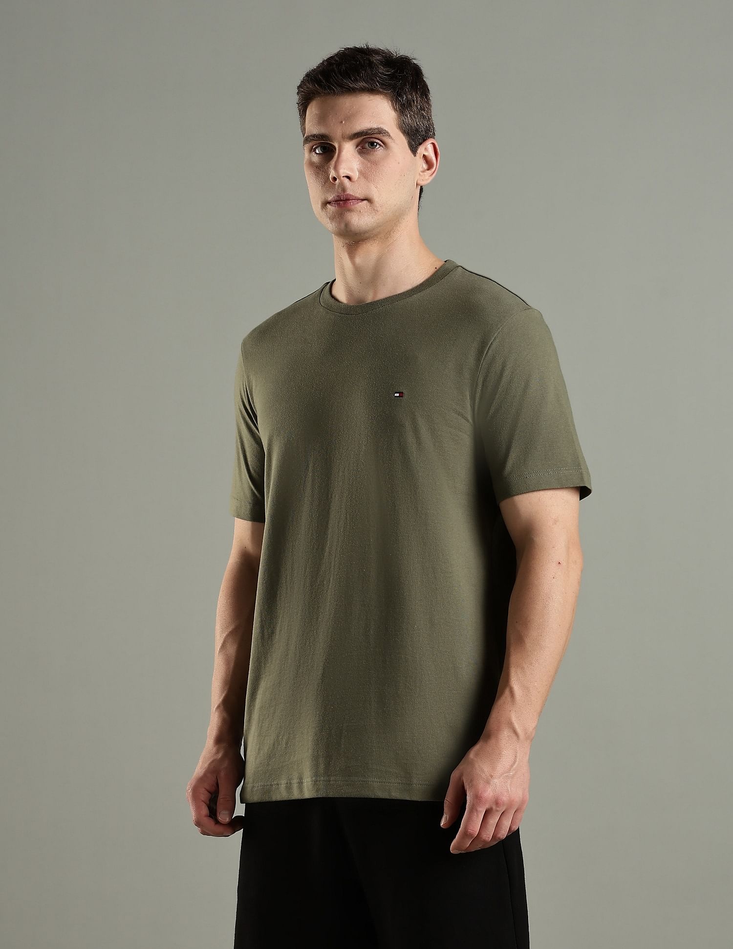 Tommy Hilfiger Solid Regular Fit Cotton T-Shirt