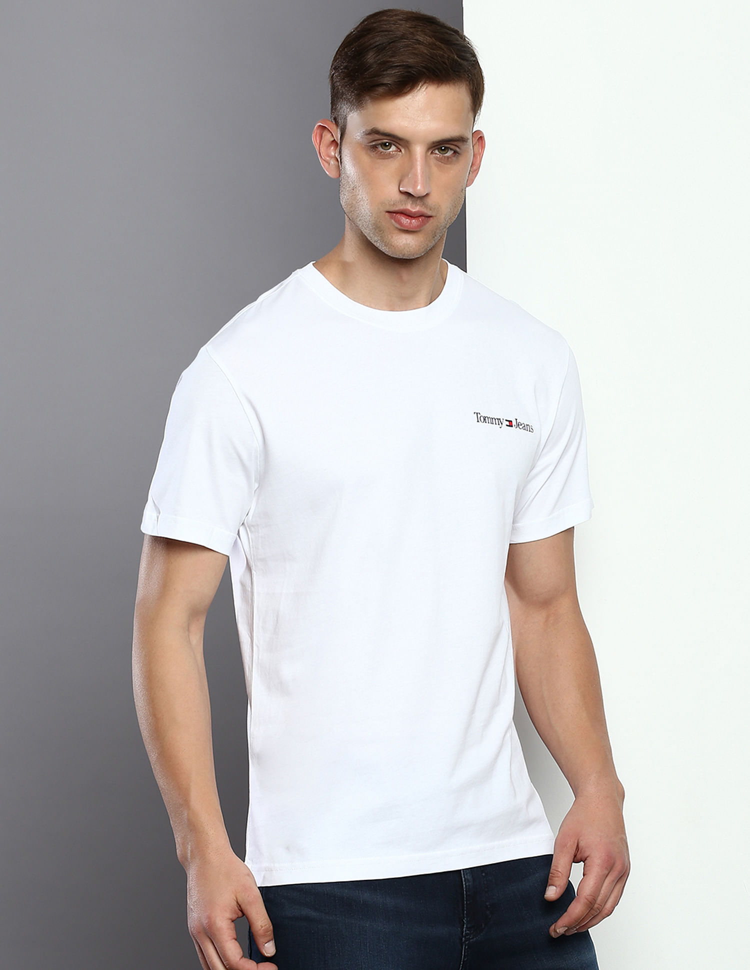 Tommy Hilfiger Transitional Organic Cotton Linear Logo T-Shirt