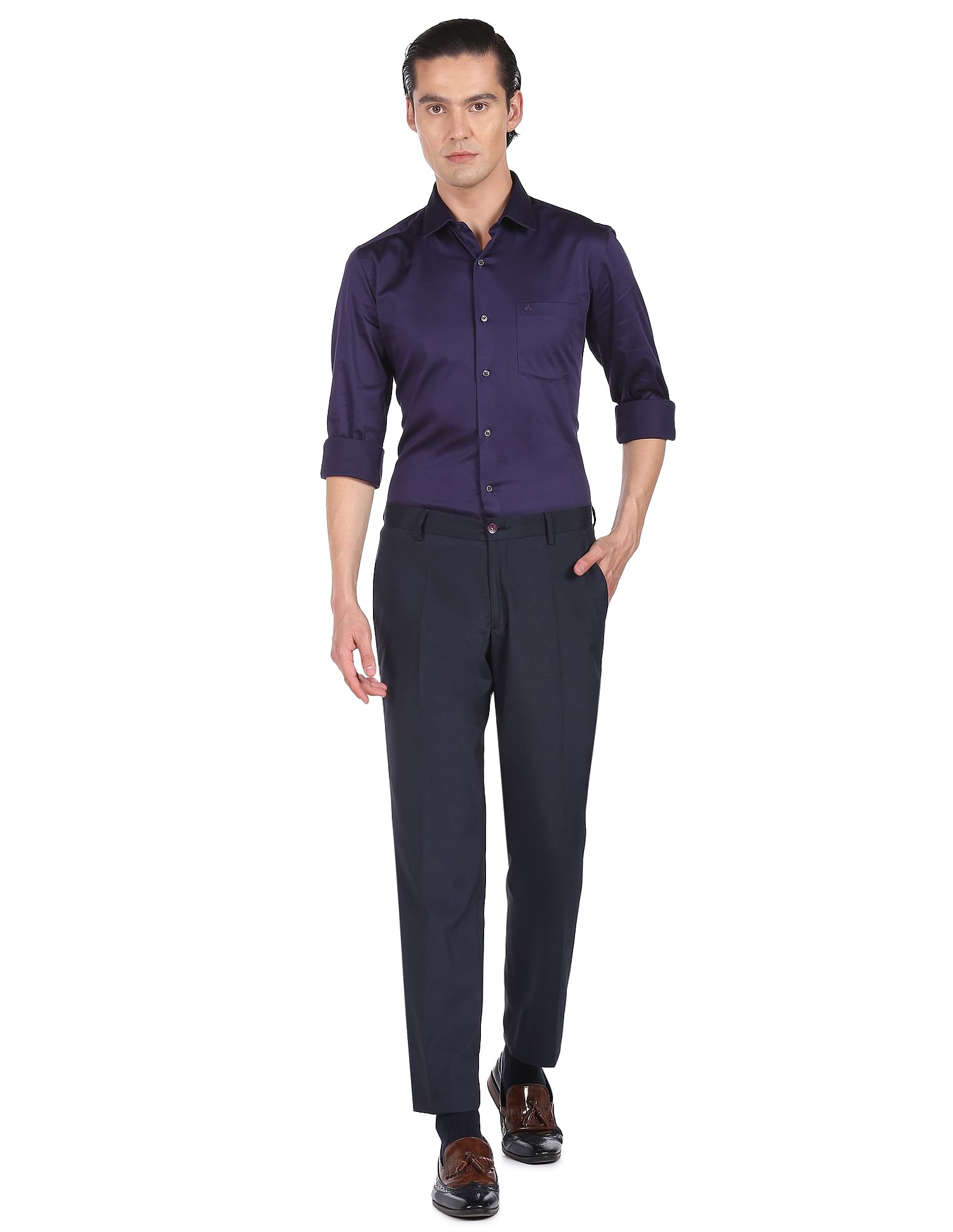 Arrow Manhattan Slim Fit Solid Shirt