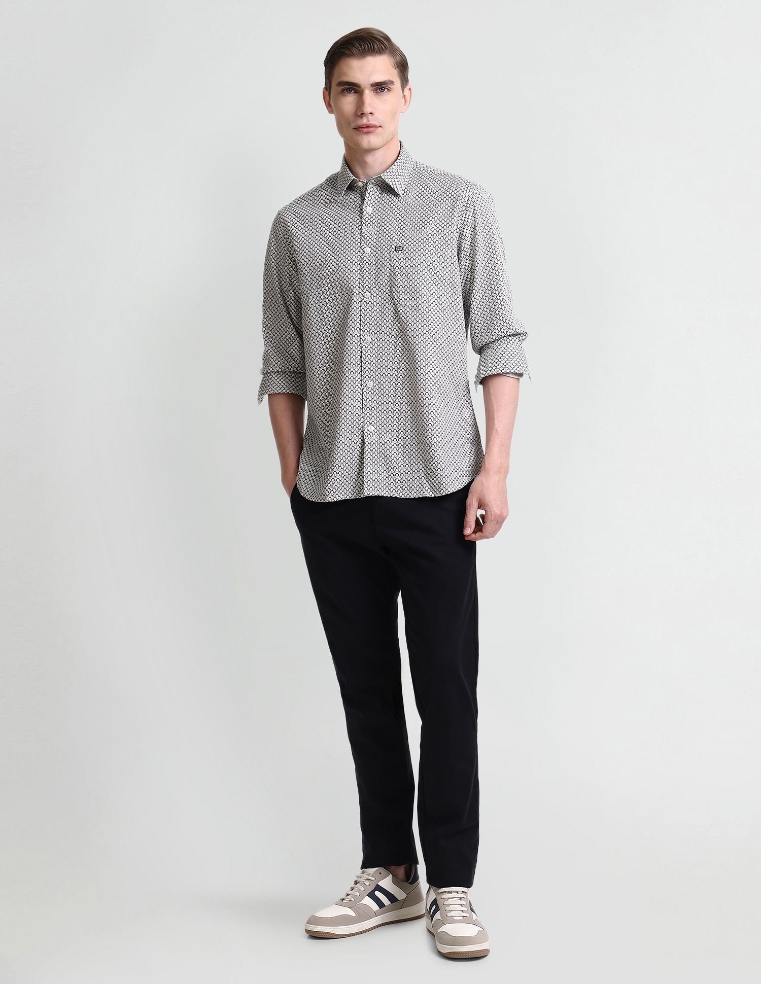 Arrow Sport Point Collar Floral Print Shirt