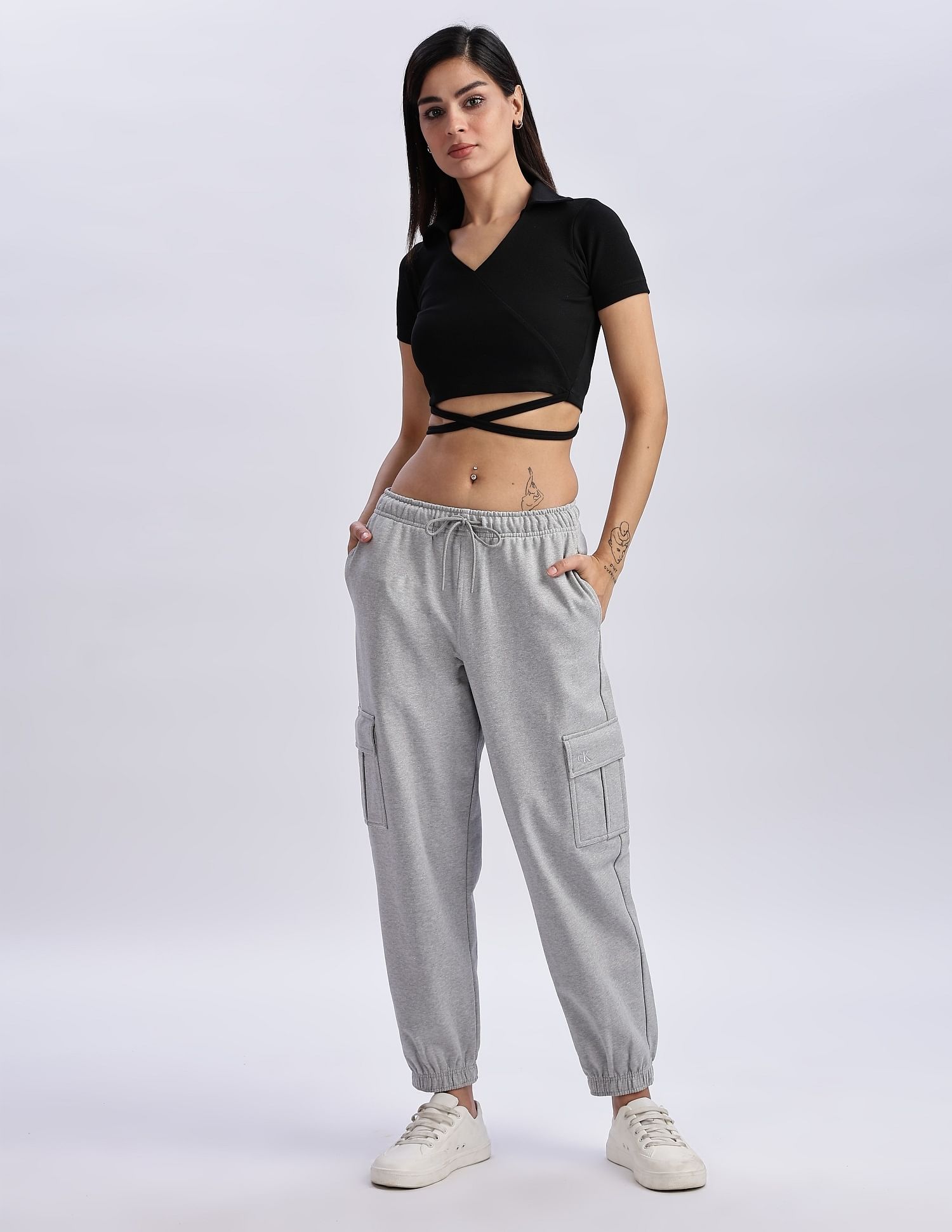 Calvin Klein Jeans Regular-Fit Heathered Mid Rise Joggers