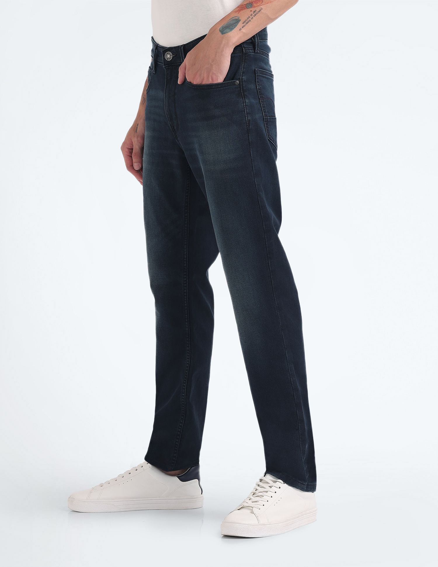 Flying Machine Mid Rise Freddie Slim Straight Fit Jeans